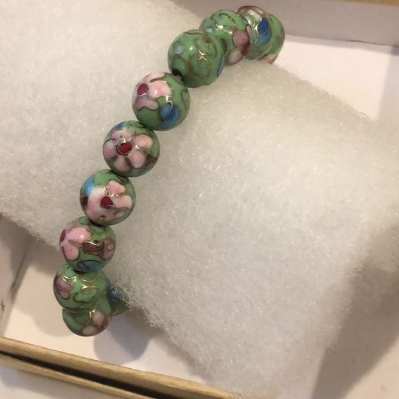 VINTAGE Cloisonne Green Enamel Stretch Bracelet - Picture 3 of 5